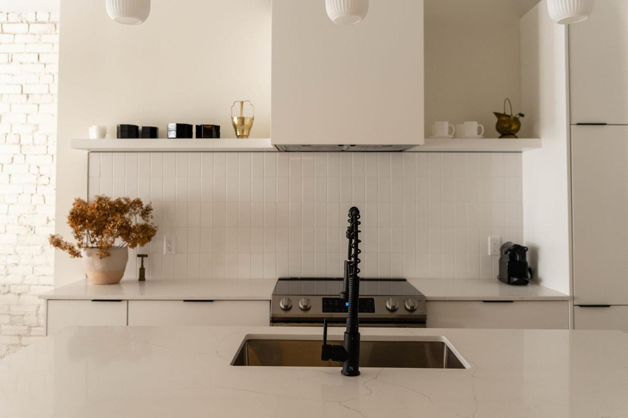 Maison Place Jacques-Cartier By Luxury In Transit Montréal Extérieur photo
